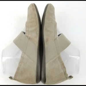 OTBT Women’s Glorieta Mary Janes Size 6